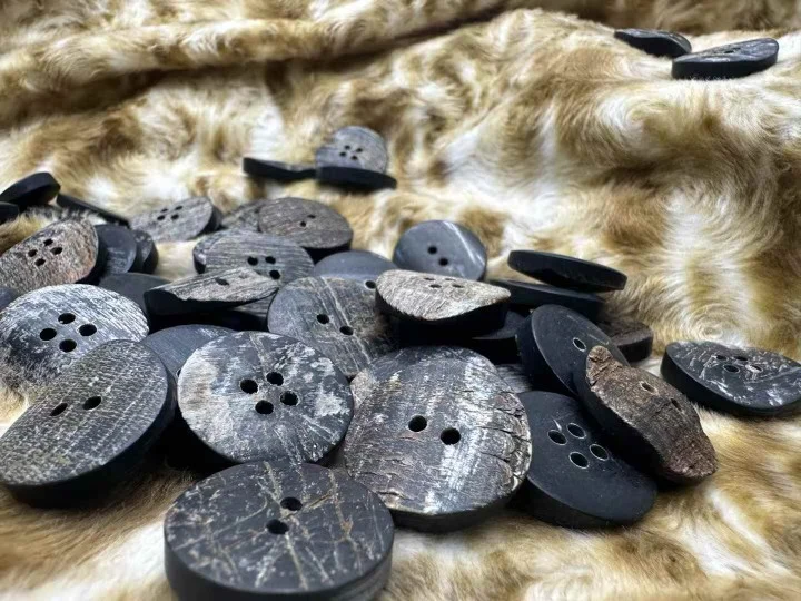 Buffalo Horn Black Button - Image 2